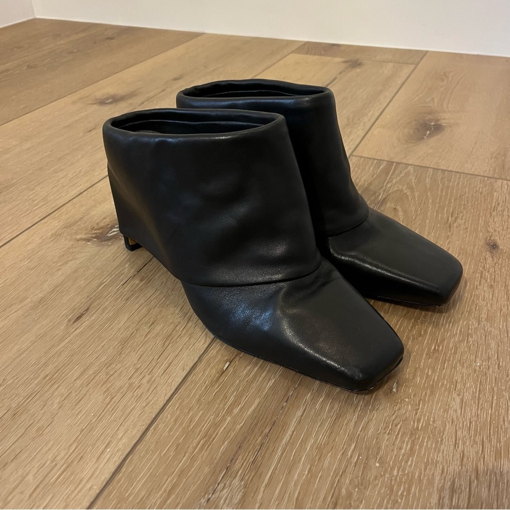 Jonathan Simkhai Karine Foldover Black Leather Bootie- size 40/9 - Picture 2 of 7